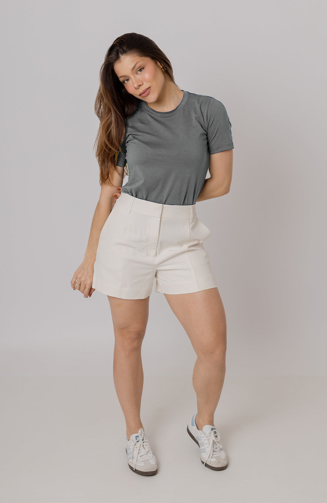 Feminina Gola C