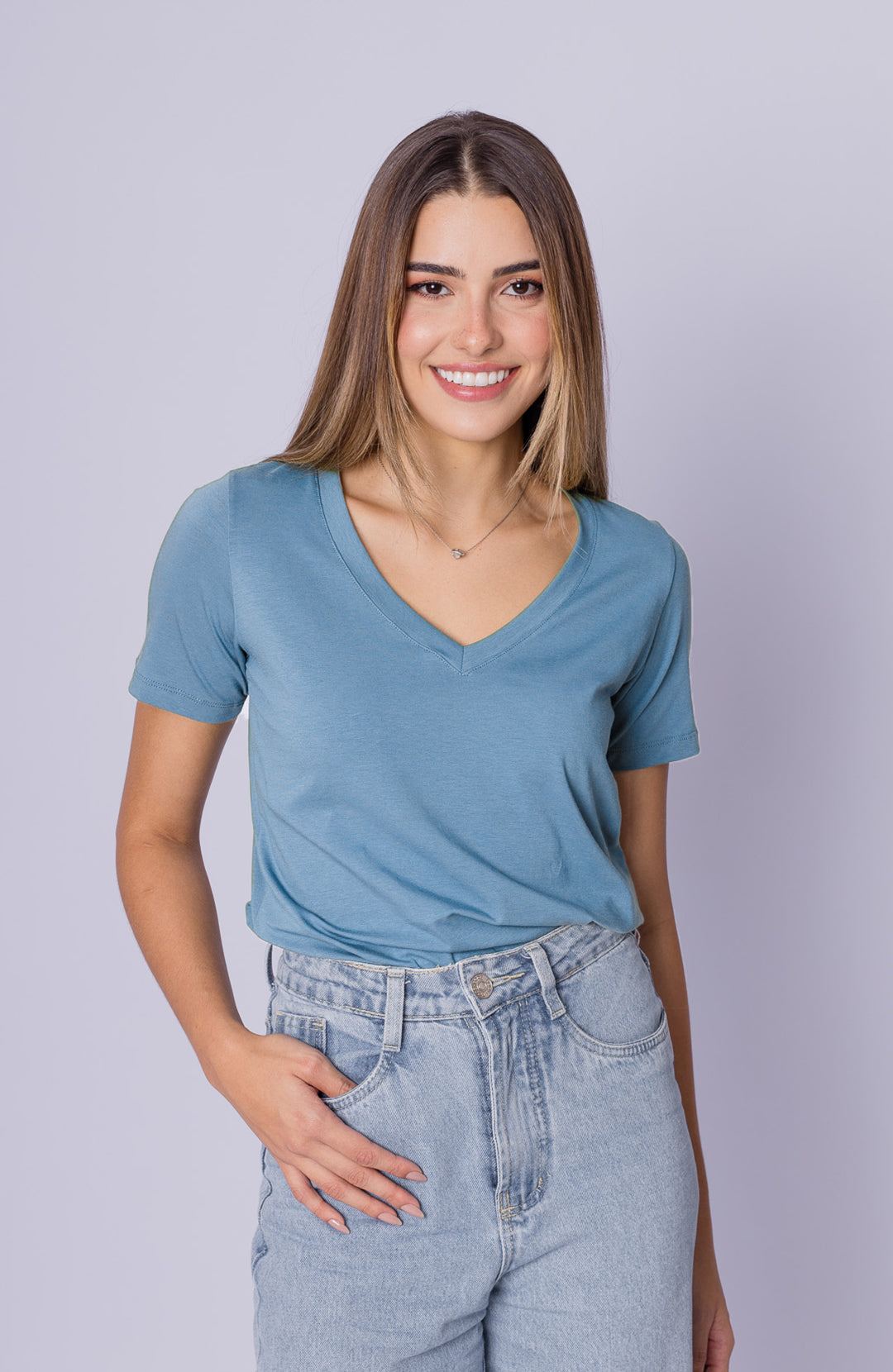 Feminina Gola V